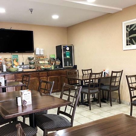 Quality Inn I-70 At Wanamaker Topeka Extérieur photo