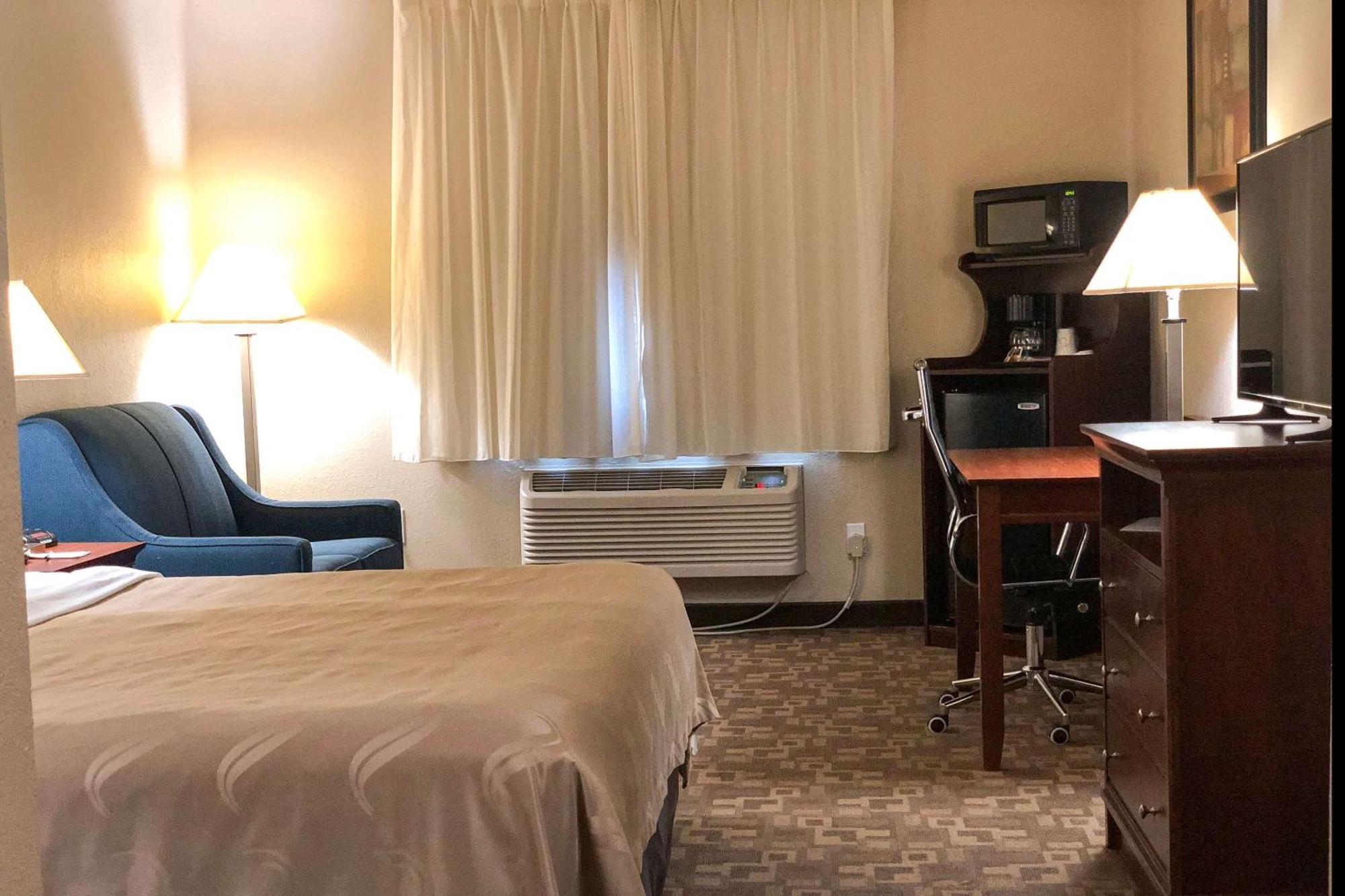 Quality Inn I-70 At Wanamaker Topeka Extérieur photo